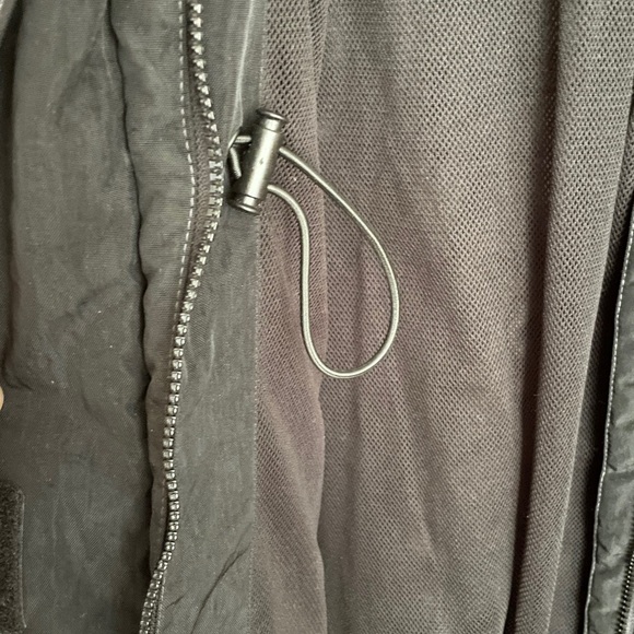 H&M STUDIO, Black coat with reflective stripes, SIZE SMALL, FITS LIKE A MEDIUM - Picture 7 of 9